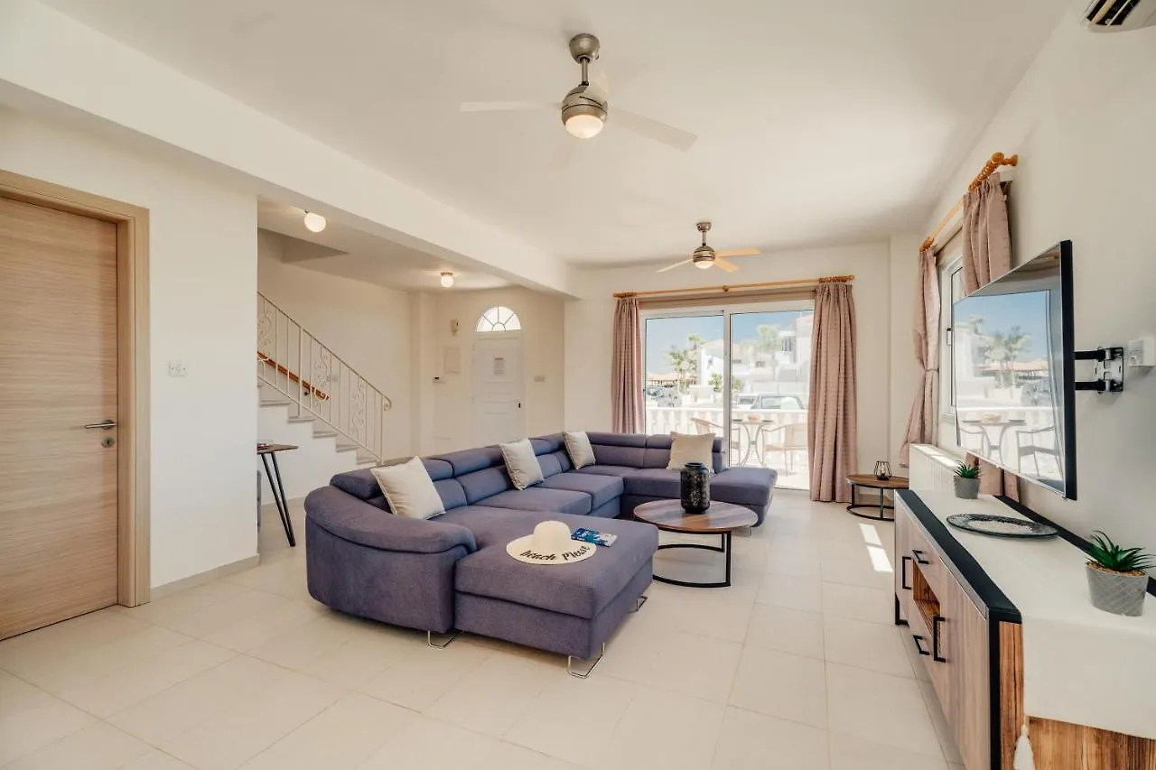 Villa Lankas Ajía Nápa