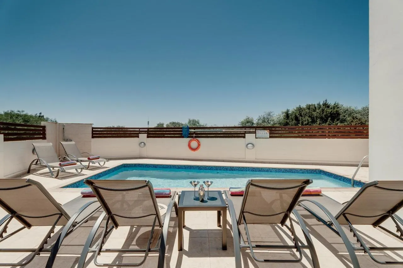 Villa Lankas Ajía Nápa Ciprus